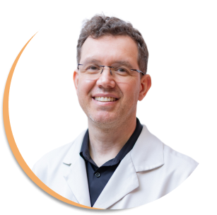 Dr. Dainer Domingues Lourenço
